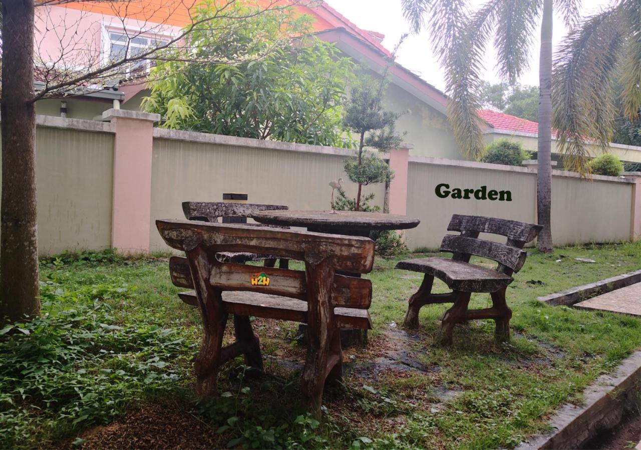 H2H - Cy Botani Vacation House Ίπο Εξωτερικό φωτογραφία